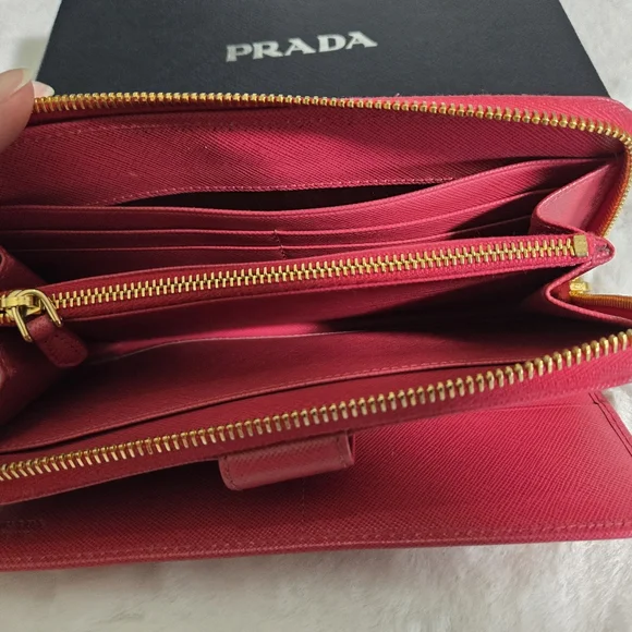 Prada Peonia Pink Zip Around Wallet w/Registration card & Original Box - EUC - Picture 7 of 16